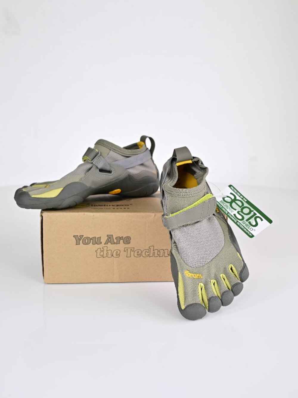 Vibram FiveFingers KSO Barefoot Shoes – Women's US 5–5.5 (W145) – NWT